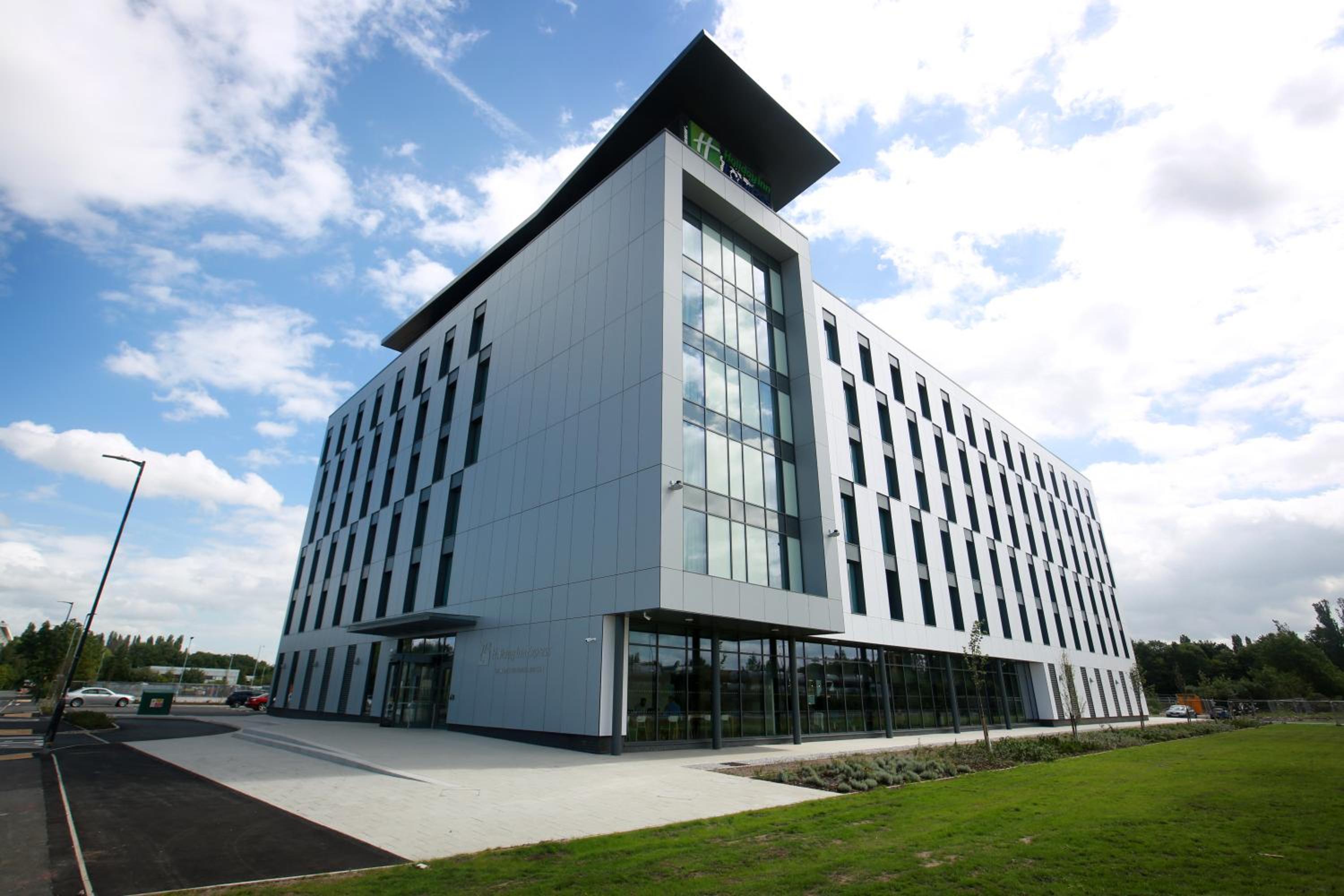 Holiday Inn Express MANCHESTER - TRAFFORD CITY by IHG