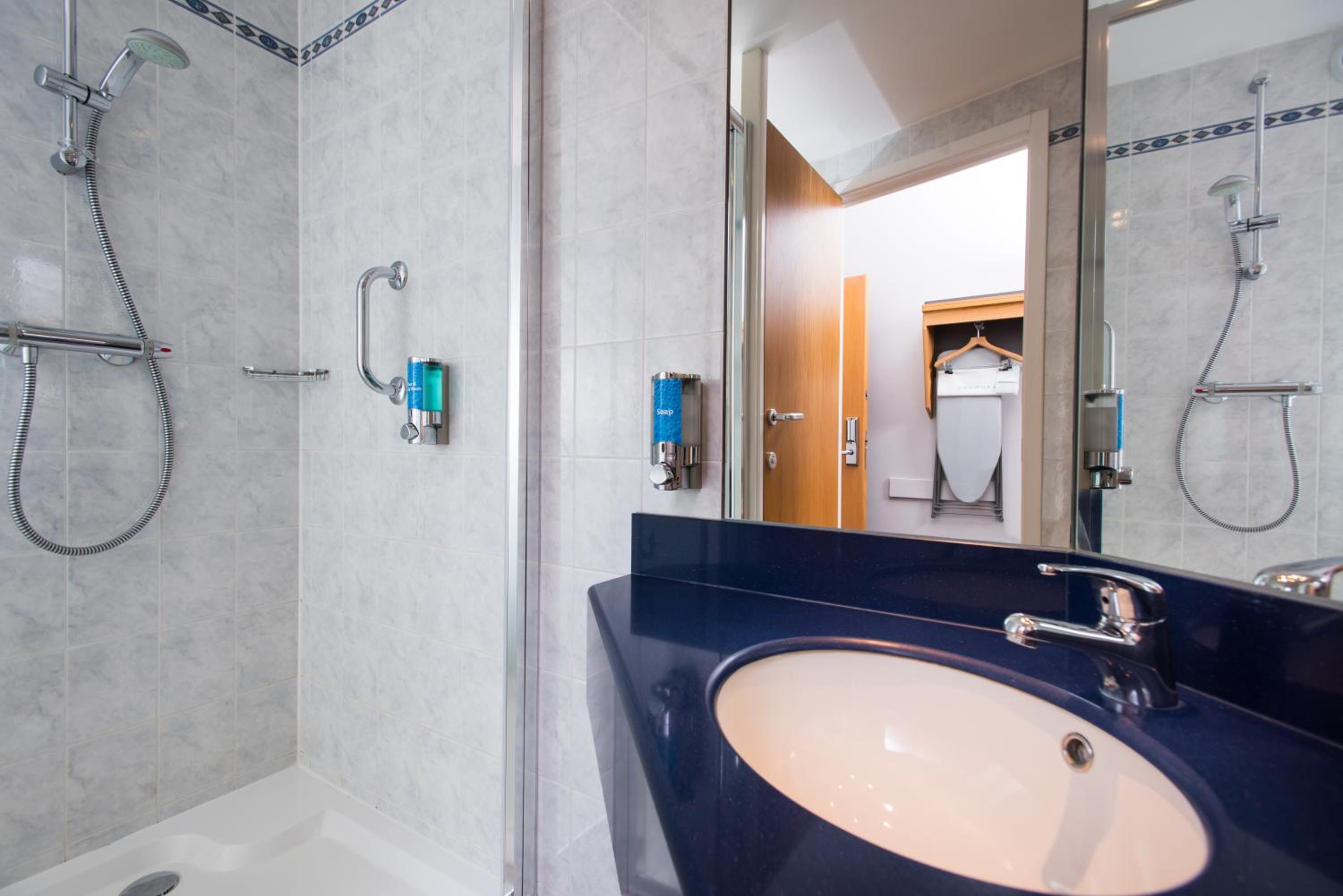 Holiday Inn Express MANCHESTER - EAST by IHG