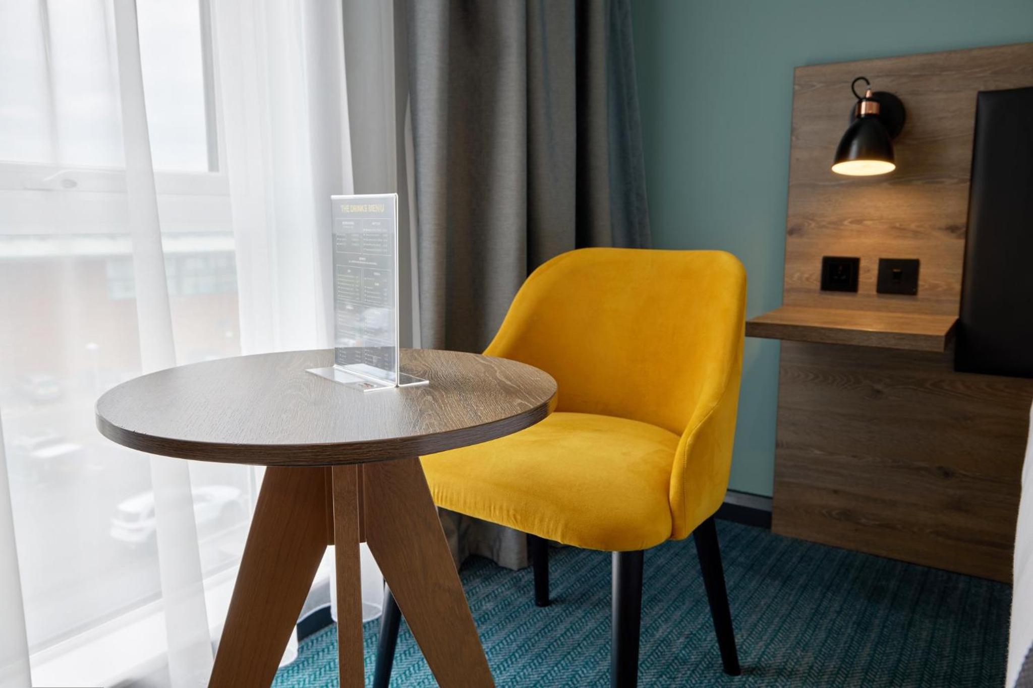 Holiday Inn - the niu, LOOM MANCHESTER NORTH by IHG