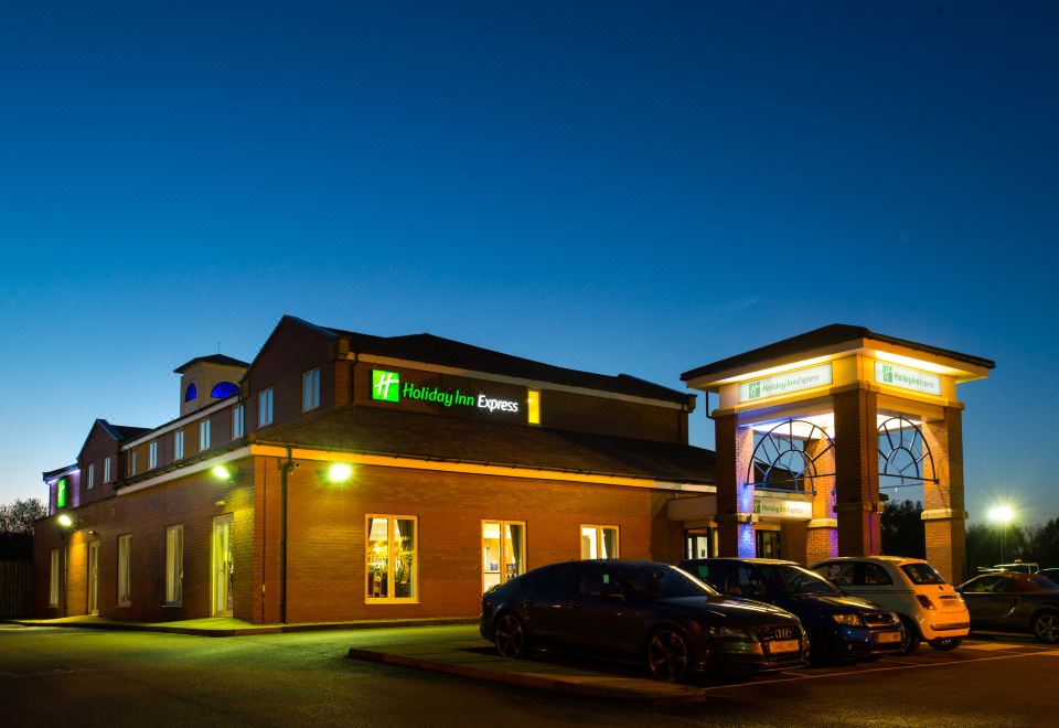 Holiday Inn Express MANCHESTER - EAST by IHG
